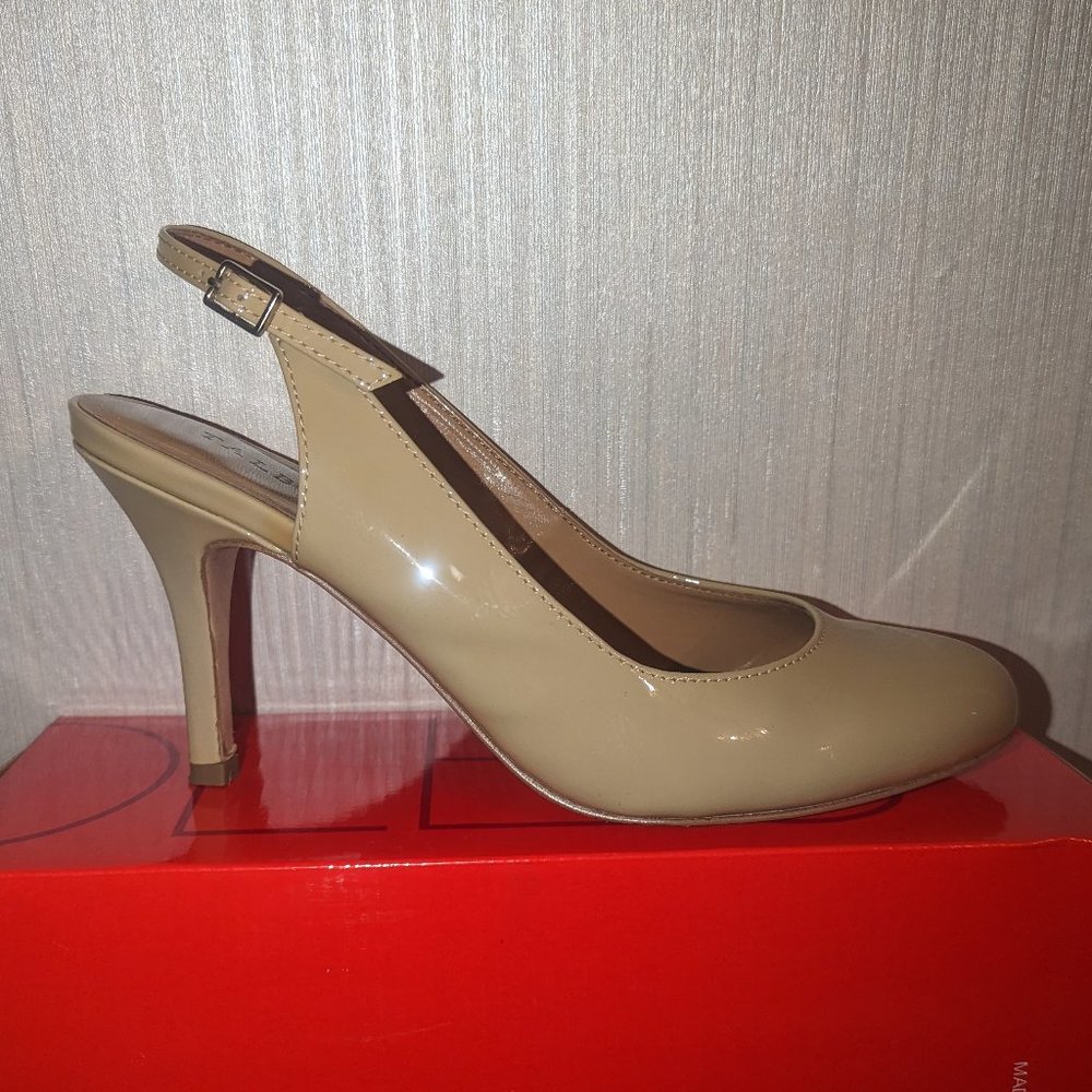 Talbots Tan Patent Leather Shoes with Leather Sole Slingbacks